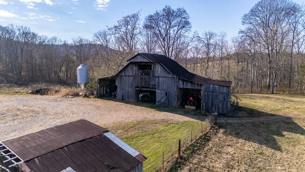 1545 Blue Springs Road Sparta TN 38583