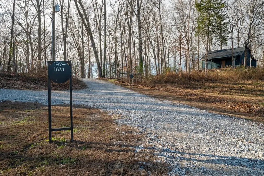 1545 Blue Springs Road Sparta TN 38583