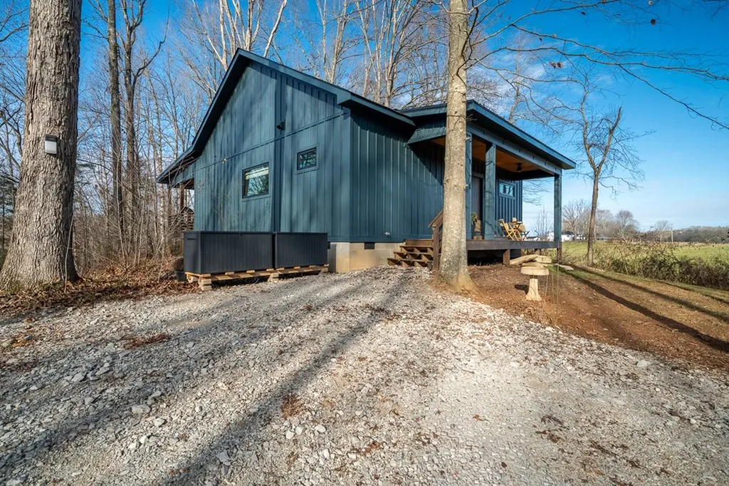 1545 Blue Springs Road Sparta TN 38583