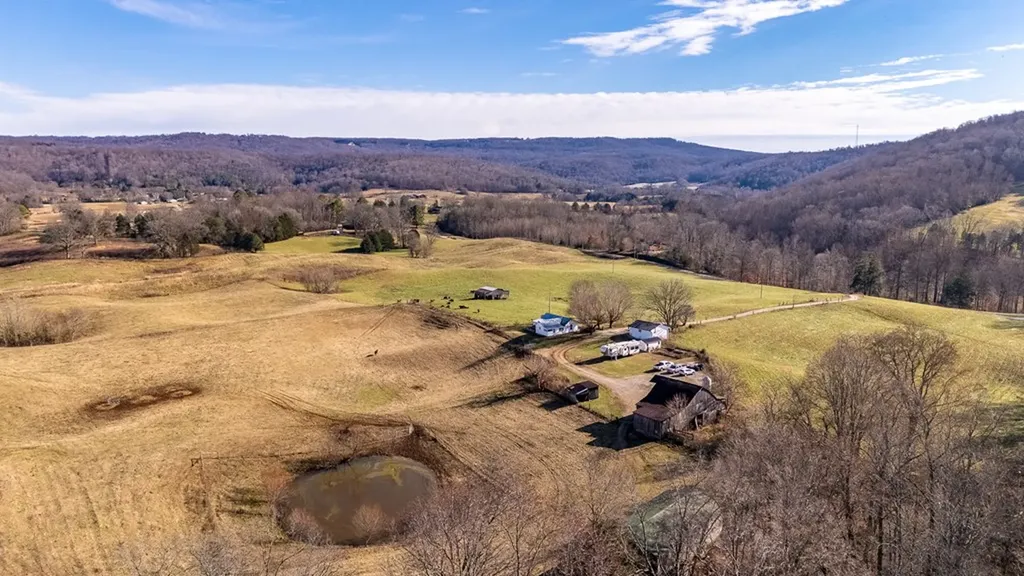 1545 Blue Springs Road Sparta TN 38583