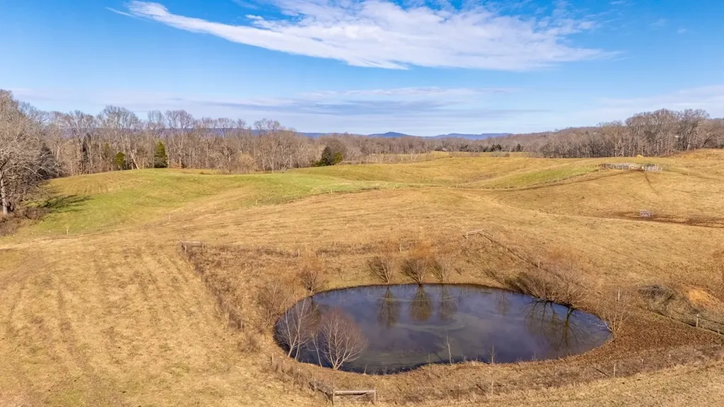 1545 Blue Springs Road Sparta TN 38583