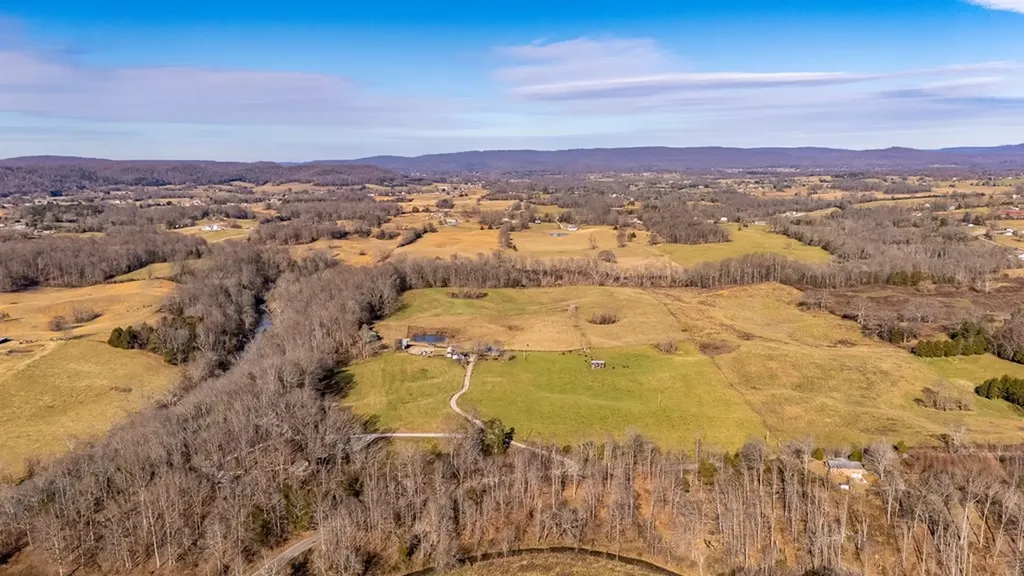 1545 Blue Springs Road Sparta TN 38583