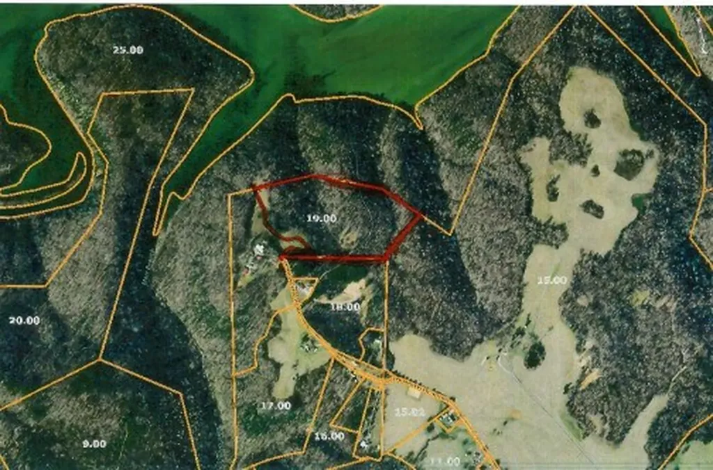 6.49AC Garrett Town Lane Monroe TN 38573