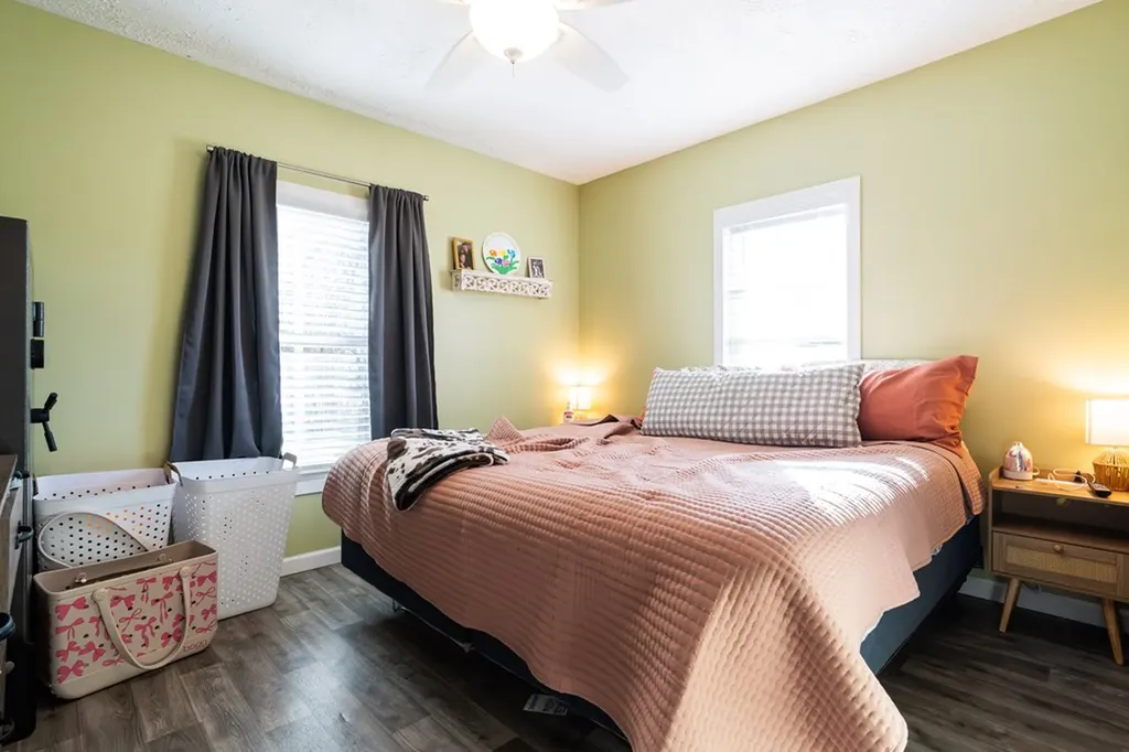 201 E 4th Street Livingston TN 38570