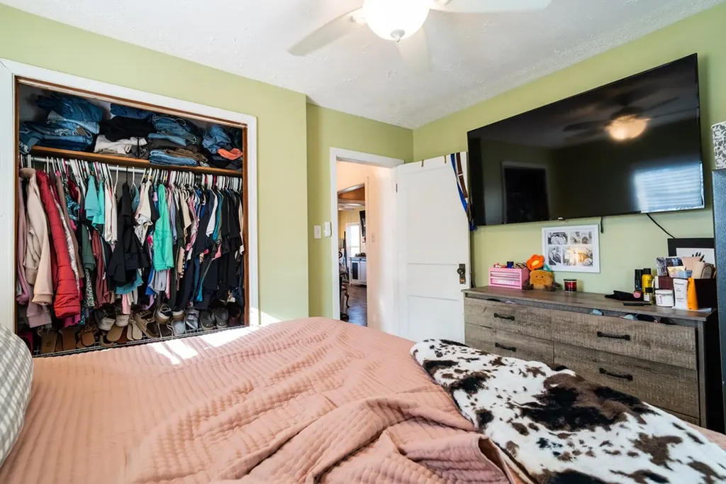 201 E 4th Street Livingston TN 38570