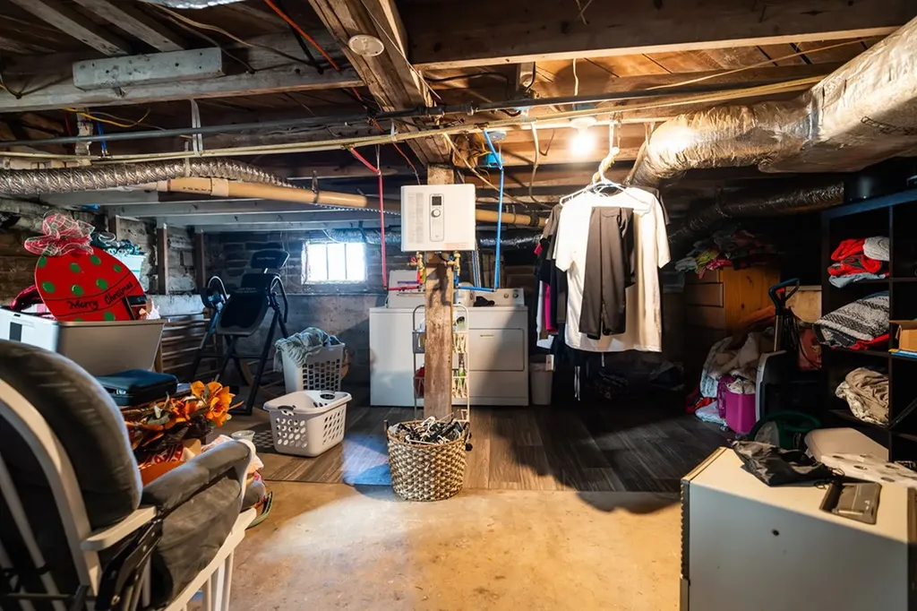 201 E 4th Street Livingston TN 38570