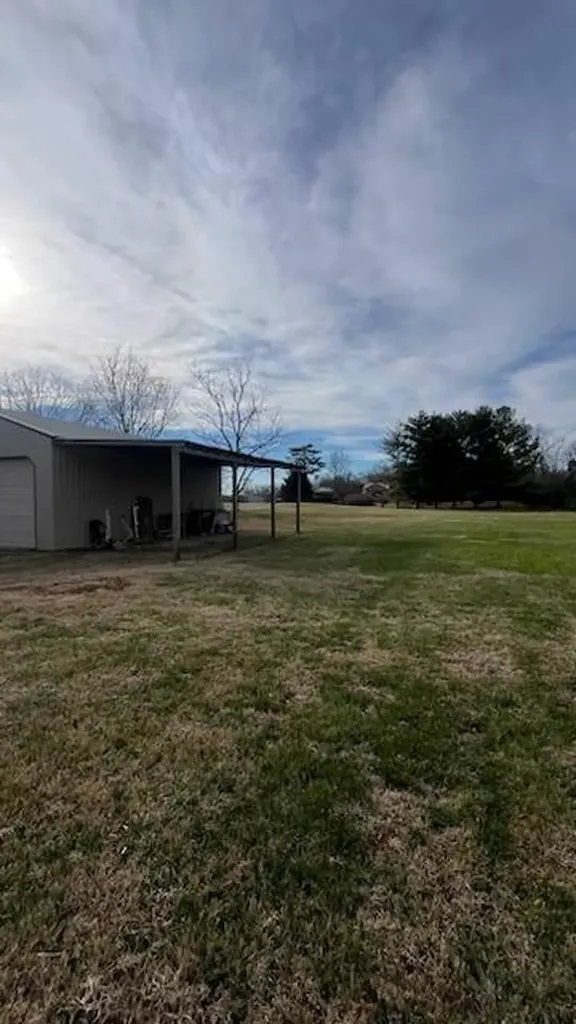 1570 Verna Qualls Road Sparta TN 38583