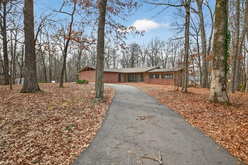 745 Contraband Lane Cookeville TN 38501