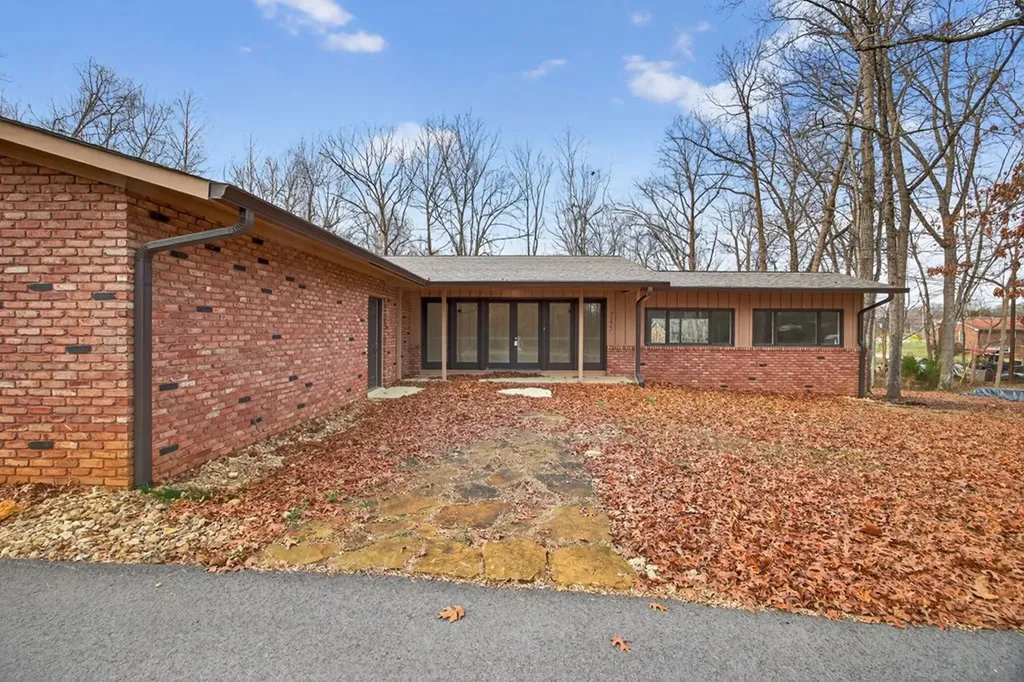 745 Contraband Lane Cookeville TN 38501