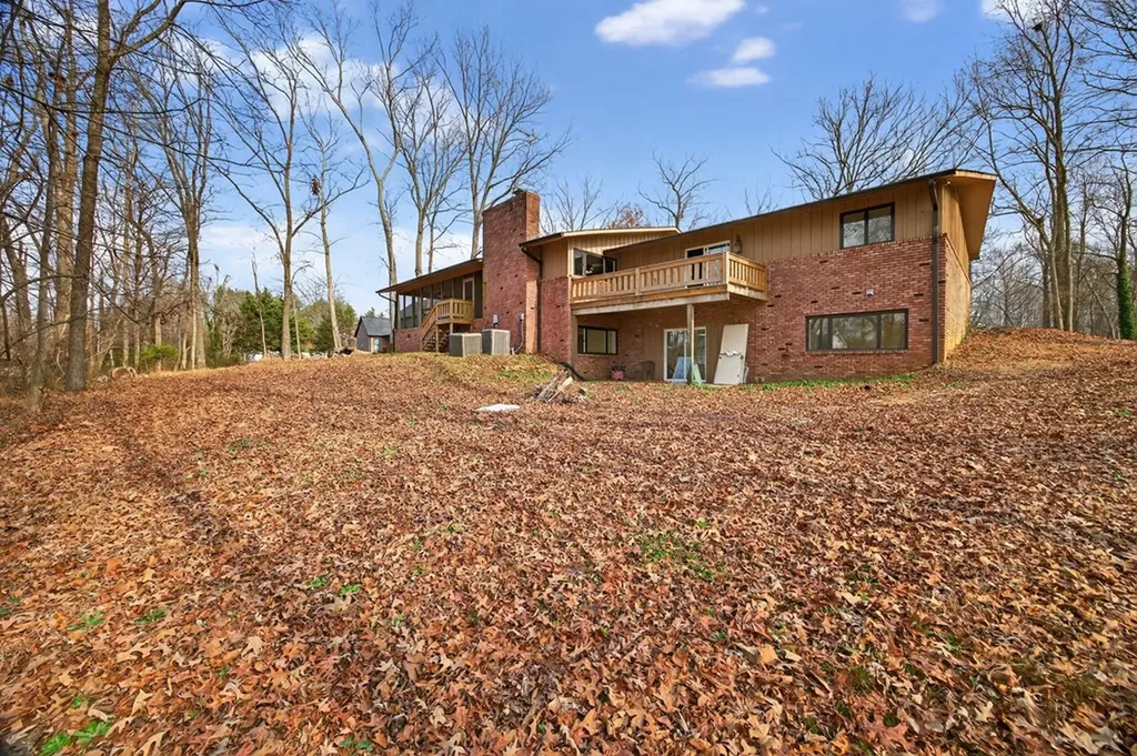 745 Contraband Lane Cookeville TN 38501