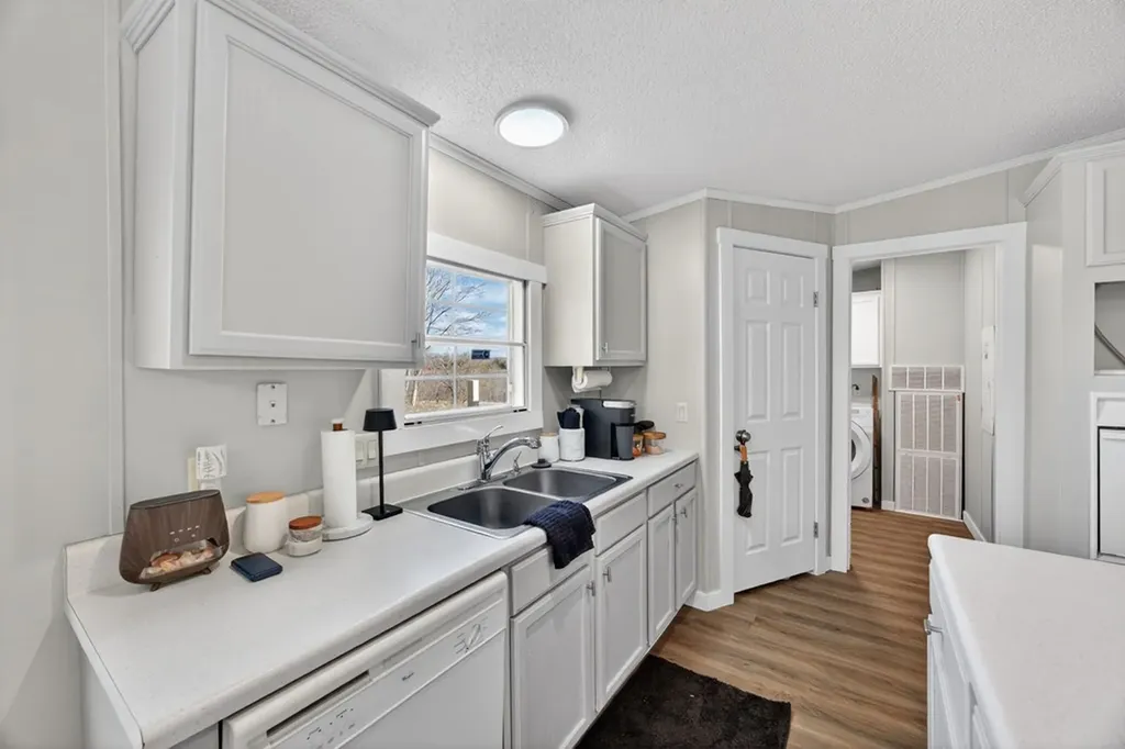 4266 Burgess Falls Road Sparta TN 38583