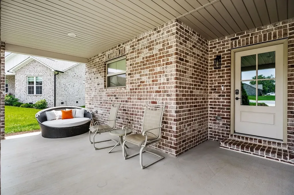 20 Cabot Lane Cookeville TN 38506