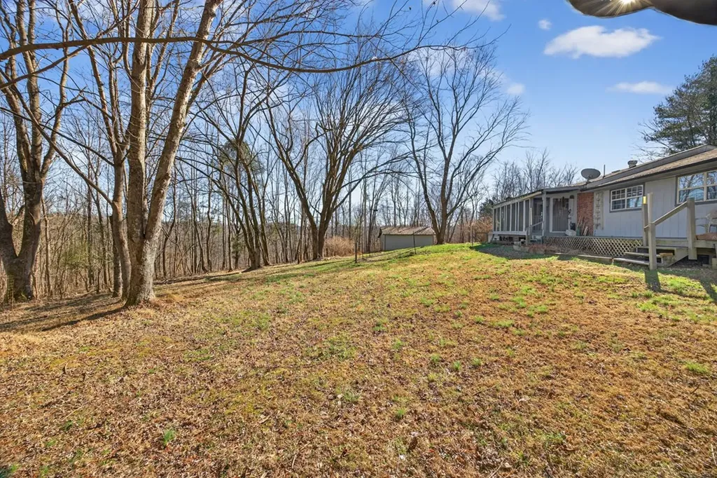 515 Mansell Hill Road Gainesboro TN 38562