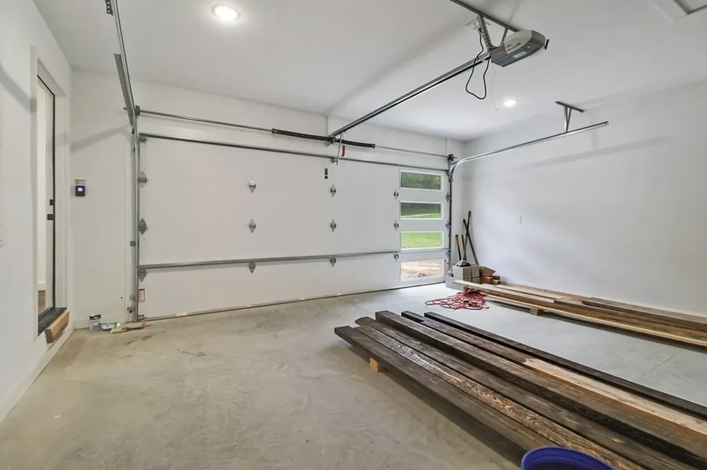 817 Hack Beaty Road Grimsley TN 38565