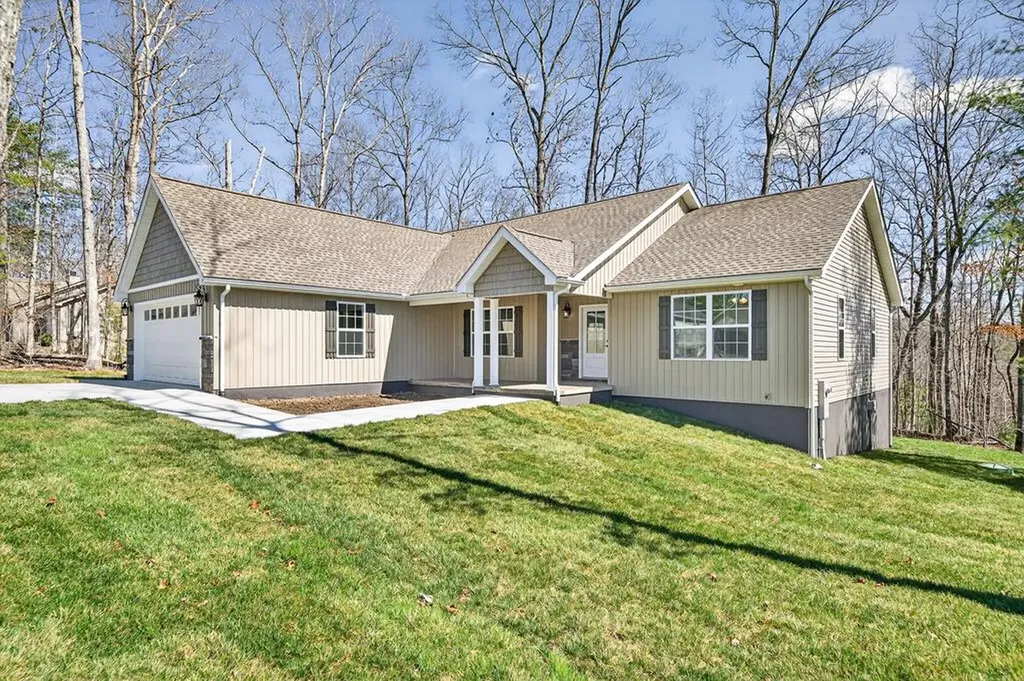 105 Peebles Road Crossville TN 38558