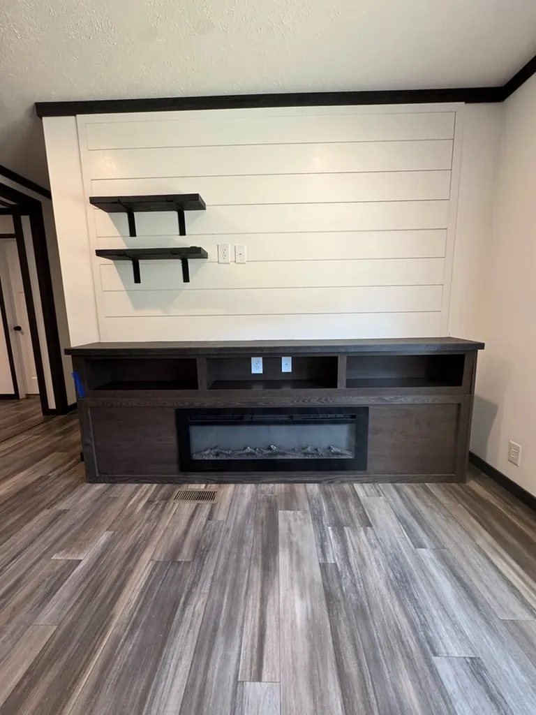 2066 Anderson Road Monterey TN 38574