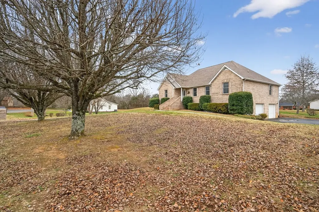 1505 Donna Place Cookeville TN 38506