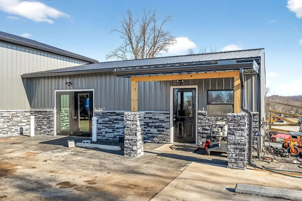 105 Rickman Monterey Highway Cookeville TN 38506