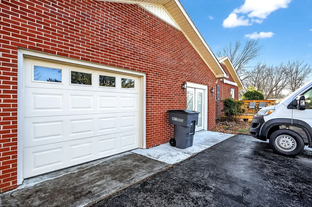 344 E 18th Street Cookeville TN 38501