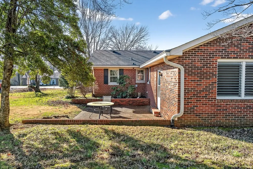 344 E 18th Street Cookeville TN 38501