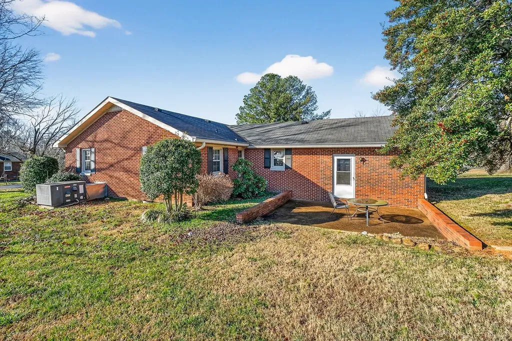344 E 18th Street Cookeville TN 38501