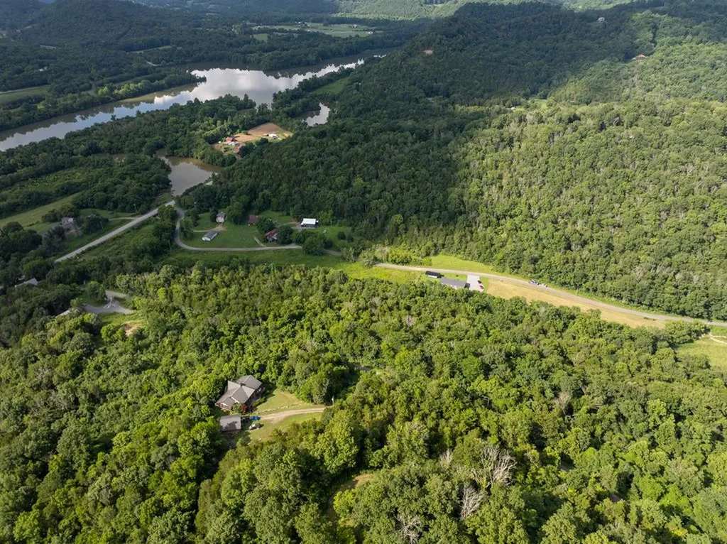 4.99 Hopkins Hollow Road Gainesboro TN 38562