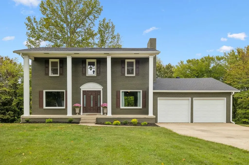 213 Pea Ridge Road Elmwood TN 38560