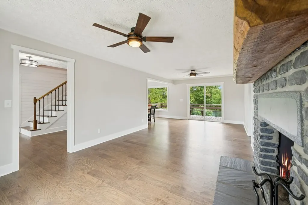 213 Pea Ridge Road Elmwood TN 38560