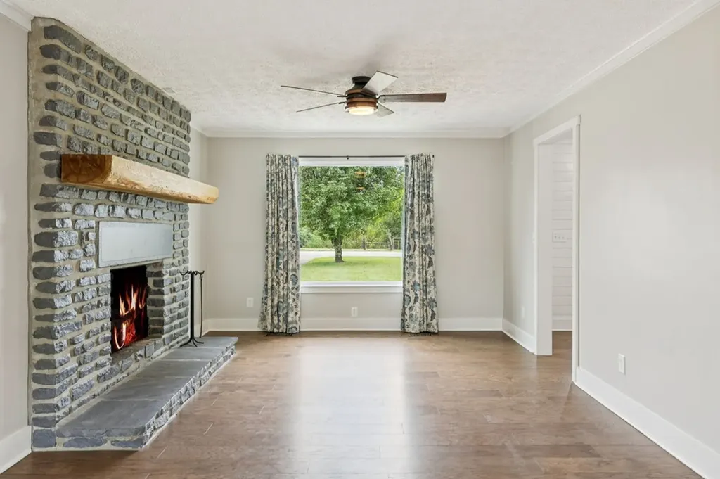 213 Pea Ridge Road Elmwood TN 38560