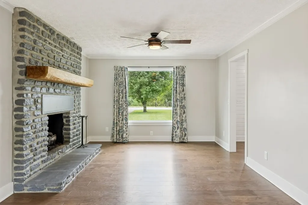 213 Pea Ridge Road Elmwood TN 38560