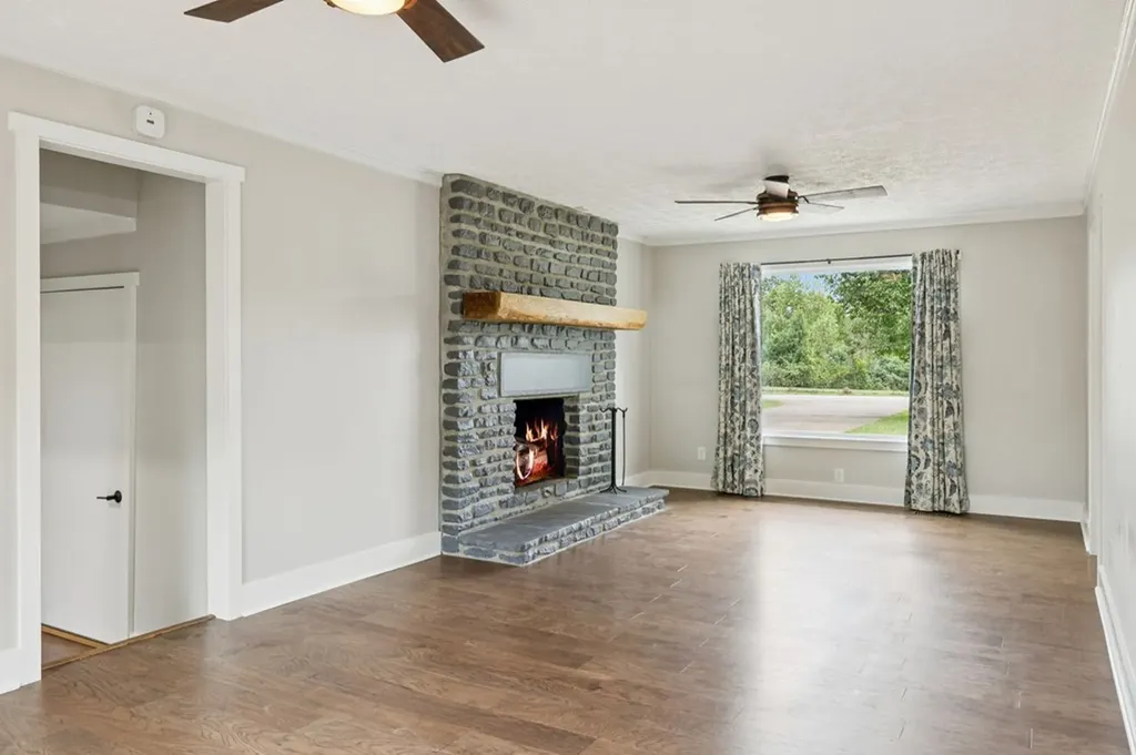 213 Pea Ridge Road Elmwood TN 38560