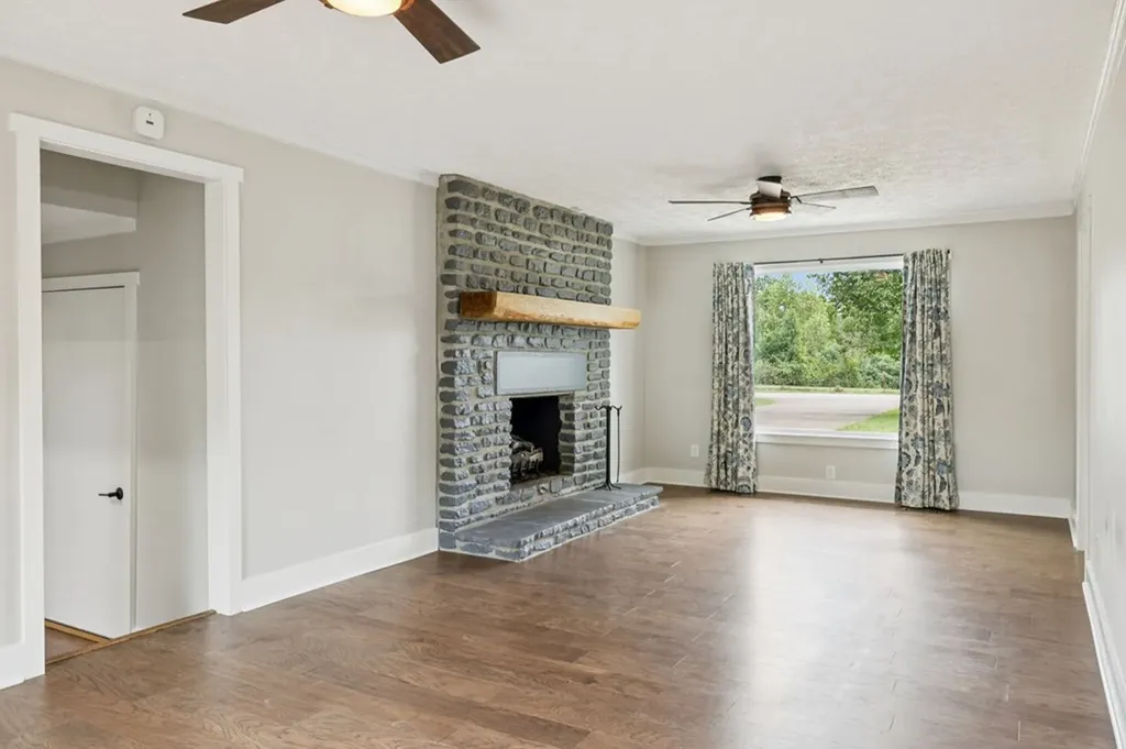 213 Pea Ridge Road Elmwood TN 38560