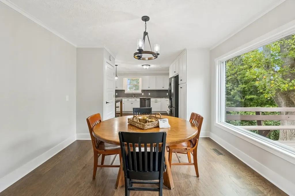 213 Pea Ridge Road Elmwood TN 38560