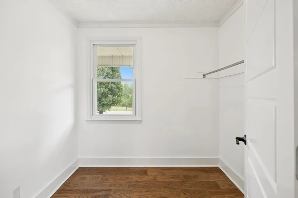 213 Pea Ridge Road Elmwood TN 38560