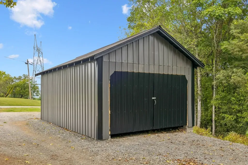 213 Pea Ridge Road Elmwood TN 38560