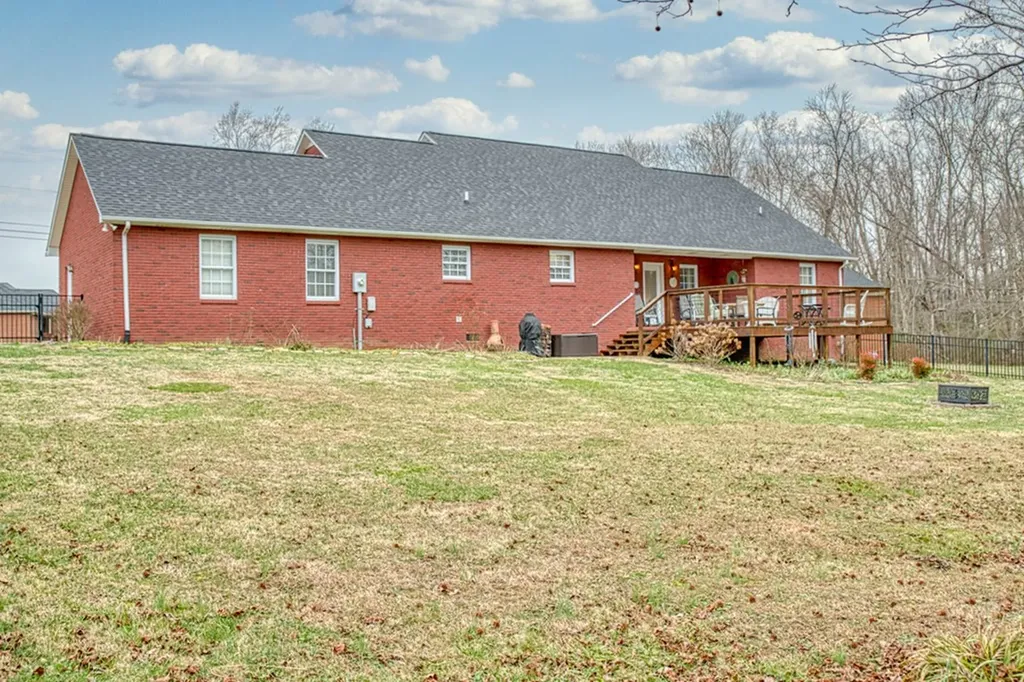 317 Taylor Circle Cookeville TN 38506