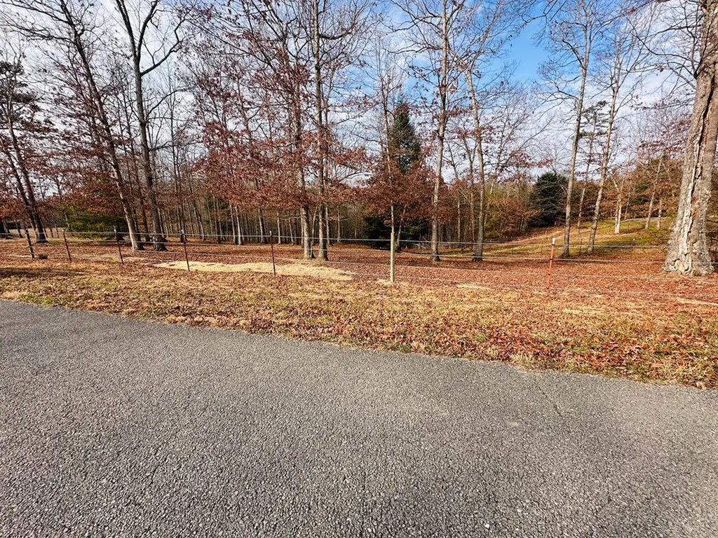 2.37 Ac Rockview Road Jamestown TN 38556