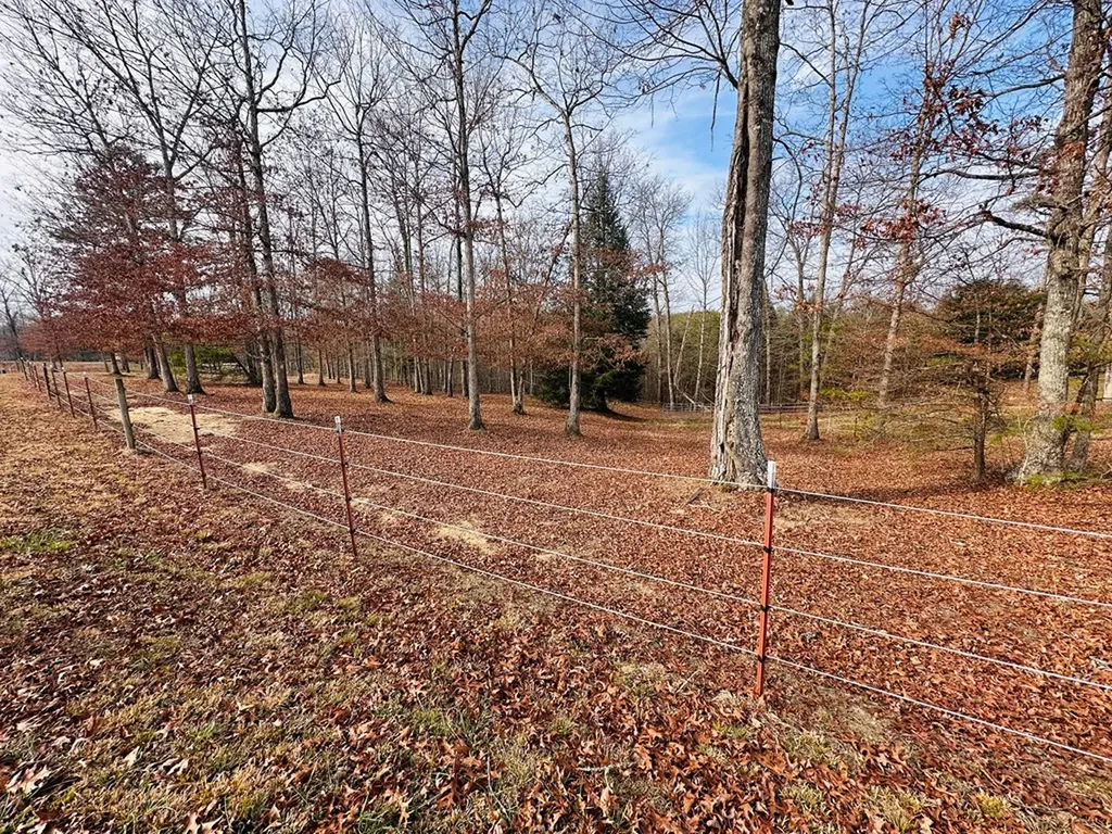 2.37 Ac Rockview Road Jamestown TN 38556