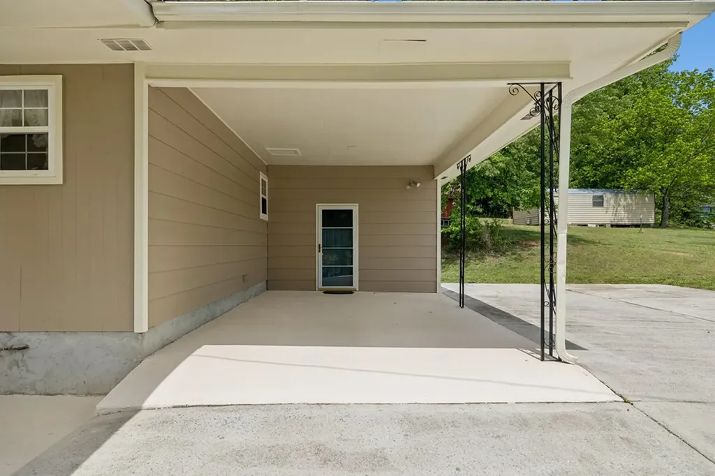 1484 Blythe Ferry Road Dayton TN 37321