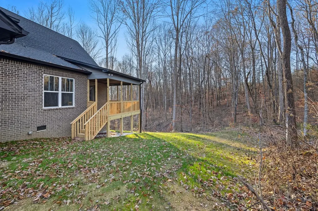 637 Ewell Drive Cookeville TN 38506