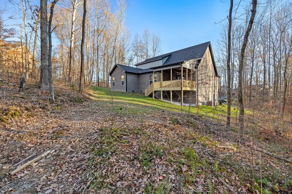 637 Ewell Drive Cookeville TN 38506