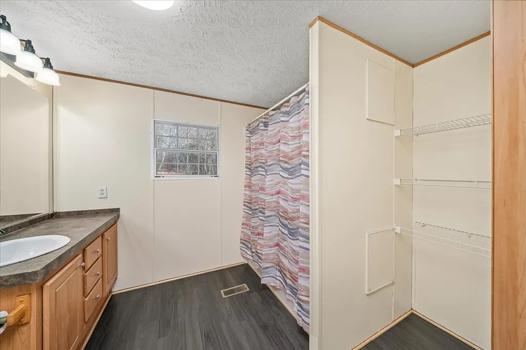 1476 Conrad Templeton Road Quebeck TN 38579