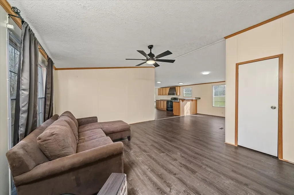 1476 Conrad Templeton Road Quebeck TN 38579