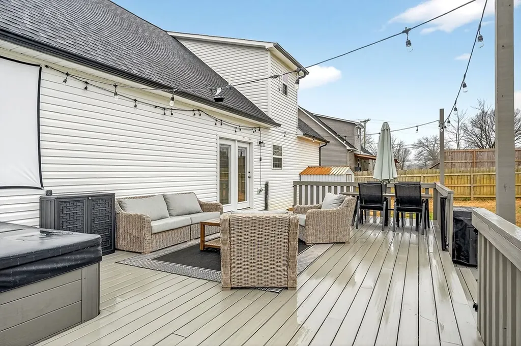 217 Peach Street Baxter TN 38544