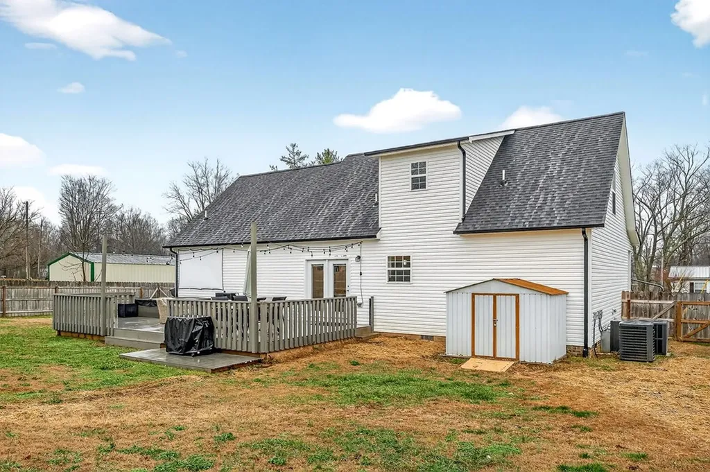 217 Peach Street Baxter TN 38544