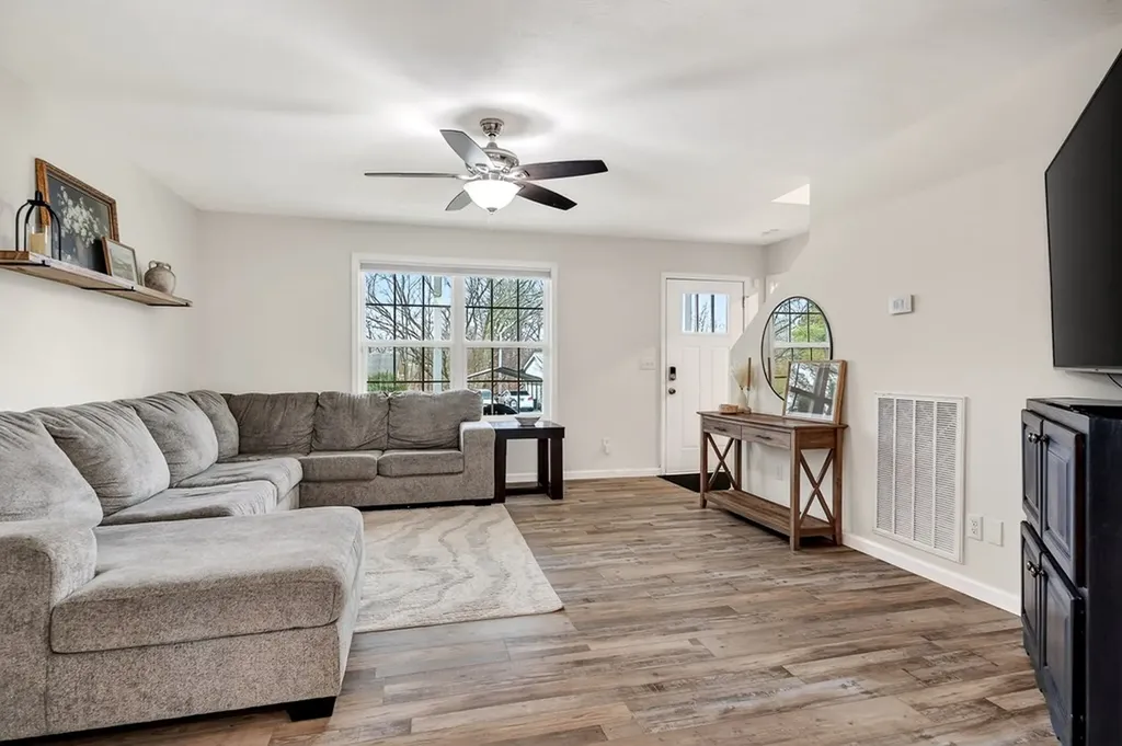 217 Peach Street Baxter TN 38544