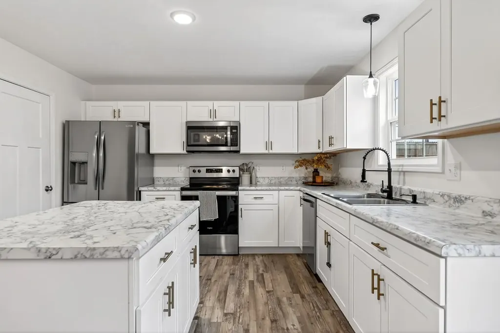 217 Peach Street Baxter TN 38544