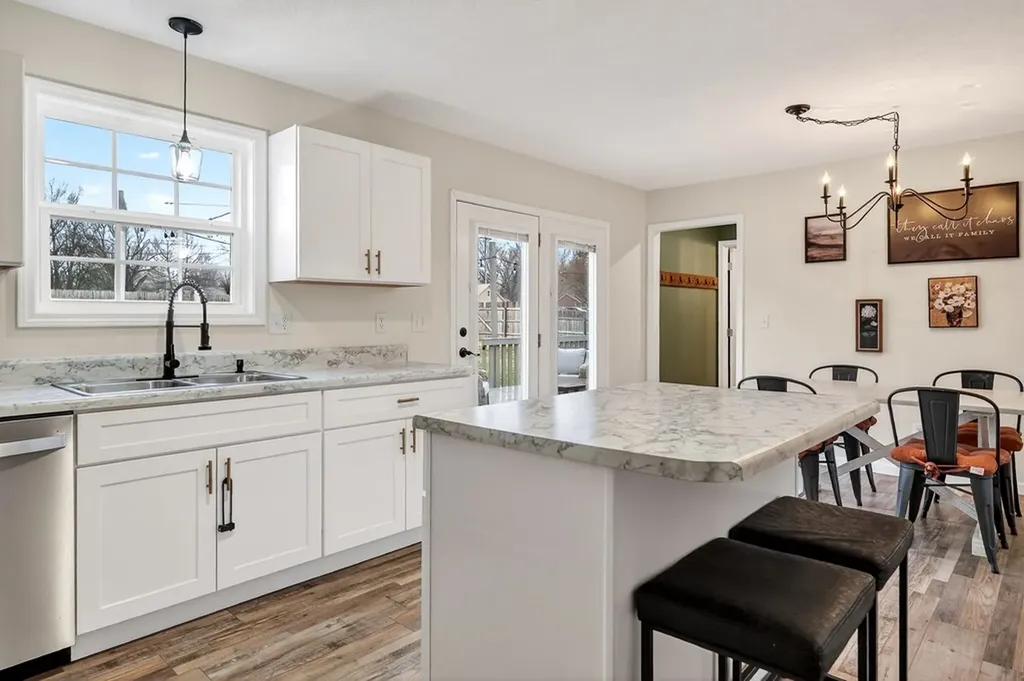 217 Peach Street Baxter TN 38544