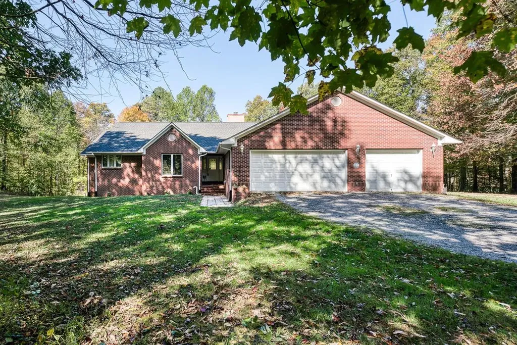 8631 Monterey Highway Monterey TN 38574-3205