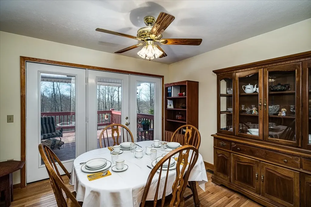 8631 Monterey Highway Monterey TN 38574-3205